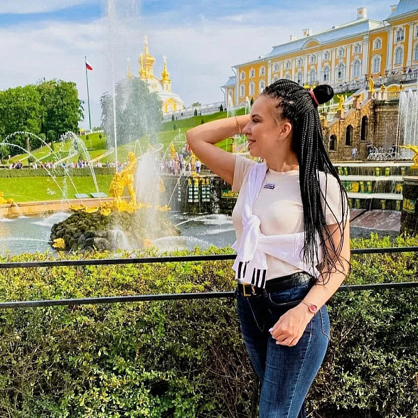 Аксёнова Виолетта